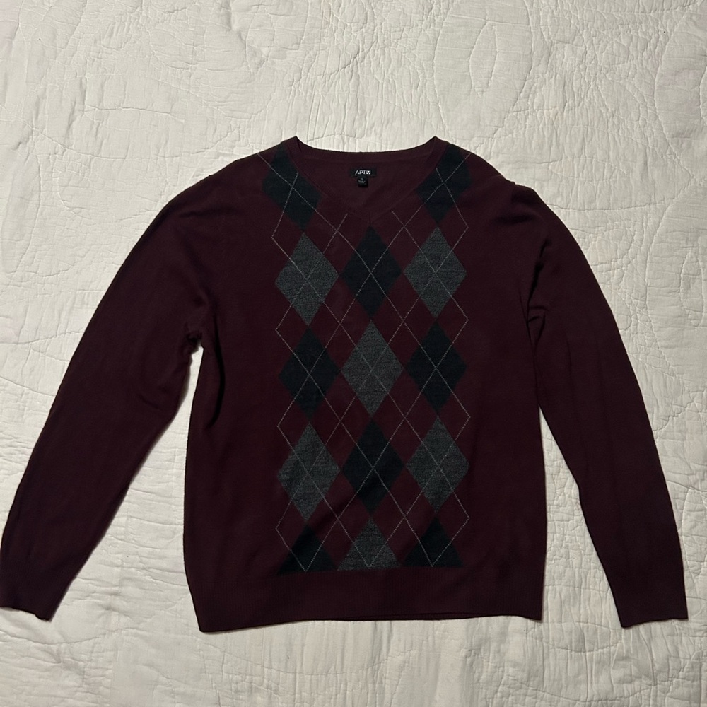 Apt. 9 Men's V-Neck Sweater in Burgundy and Gray